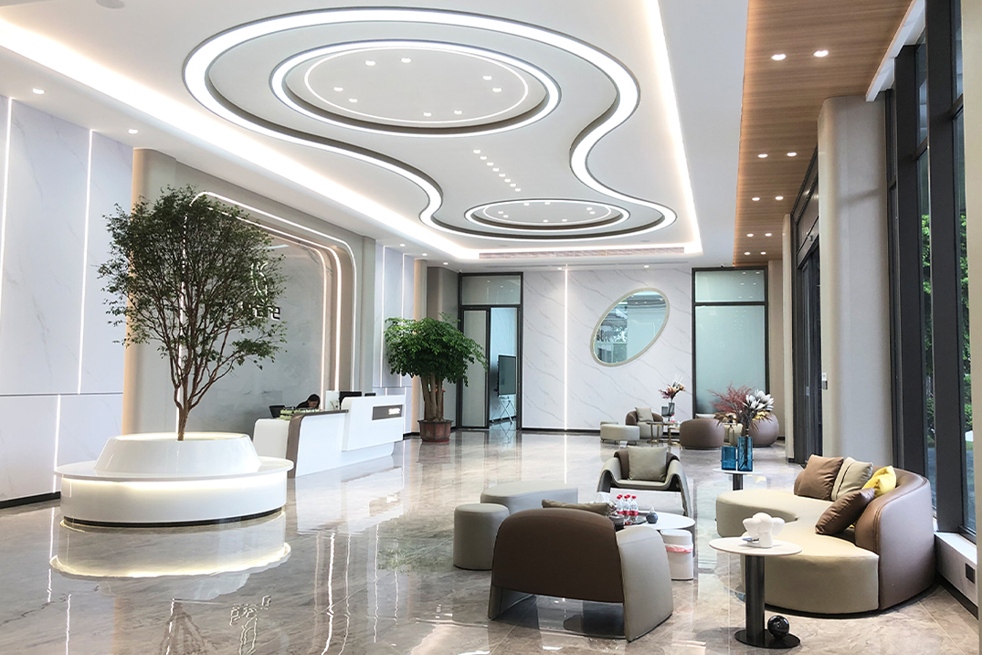 米兰·美妆领航者